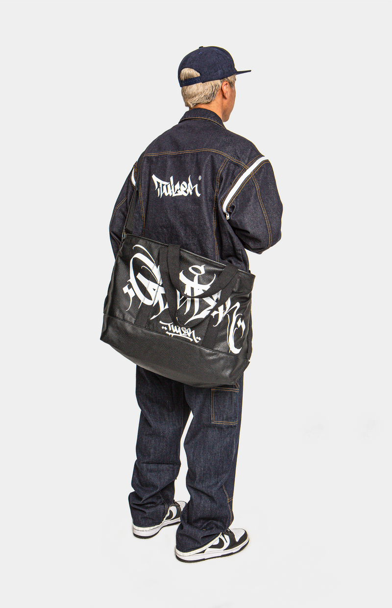 23.5” Street Culture Duffel Carryon