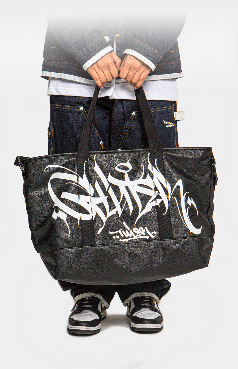 23.5” Street Culture Duffel Carryon